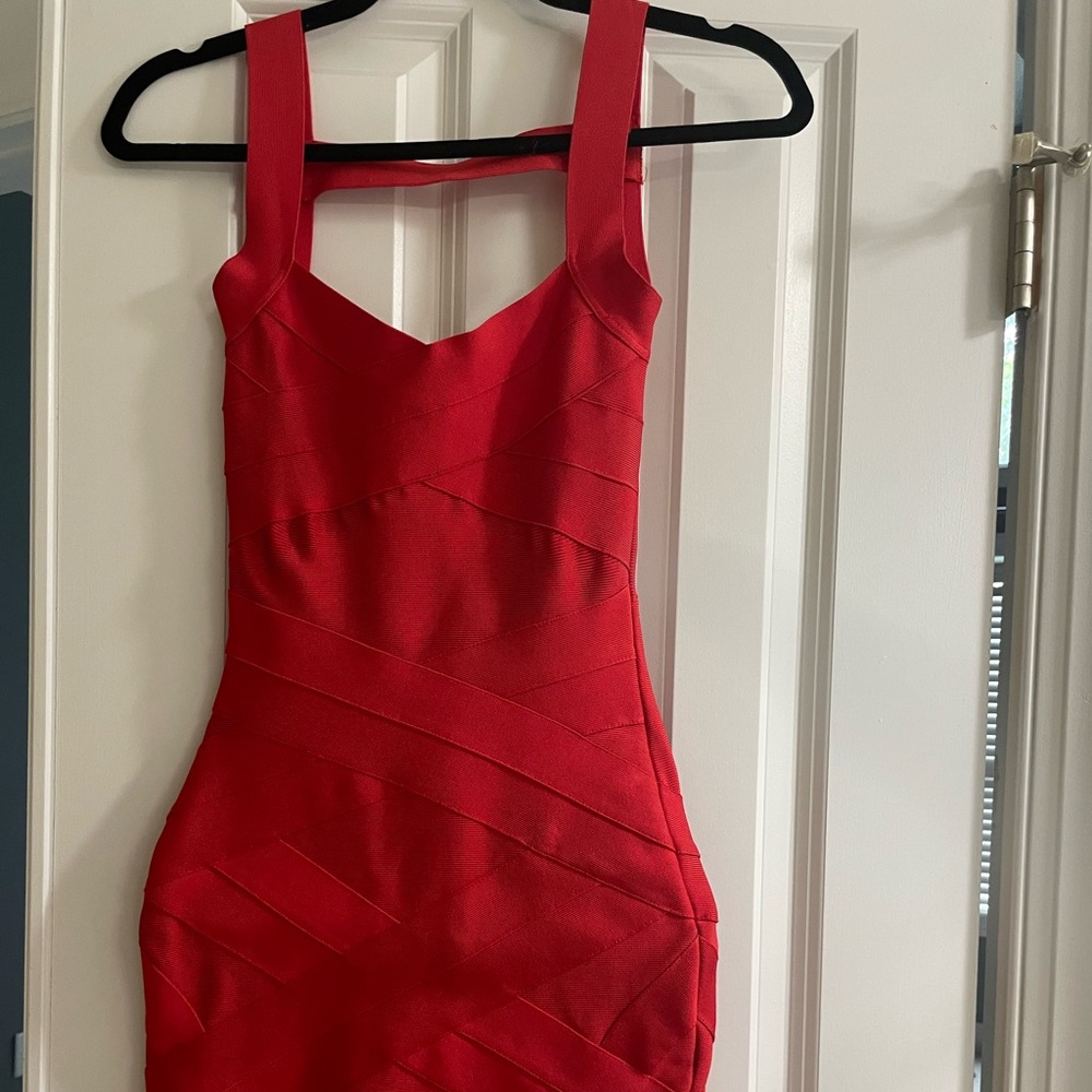 Red House of CB bandage dress